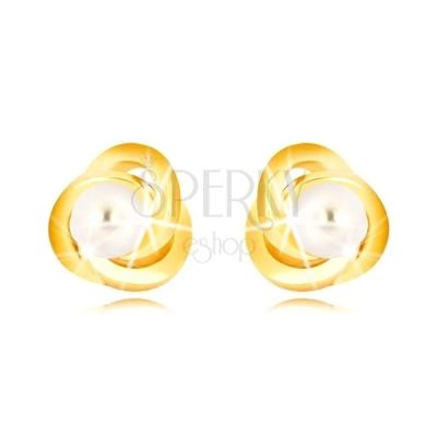 27875 Nausnice V Zltom 9k Zlate Tri Prepletene Prstence Biela Sladkovodna Perla 3 Mm